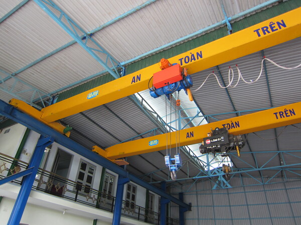 cac loi ich cua viec su dung cau truc tin nghia trong san xuat va van chuyen hang hoa