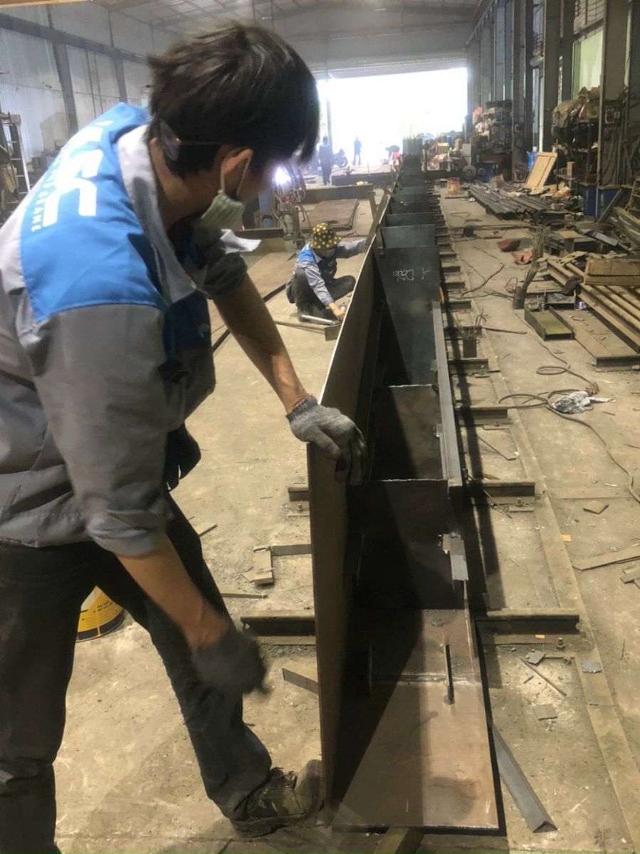 cầu trục 5 tấn dầm đôi