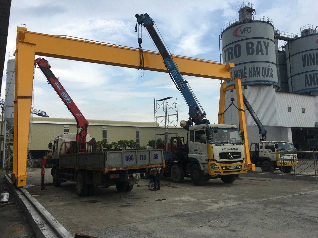 chon mua cong truc chat luong o dau dam bao nhat