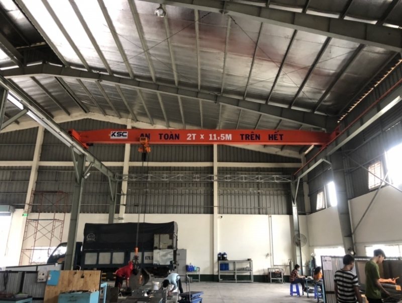 CHẾ TẠO VÀ LẮP ĐẶT CẦU TRỤC DẦM ĐƠN 2 TẤN