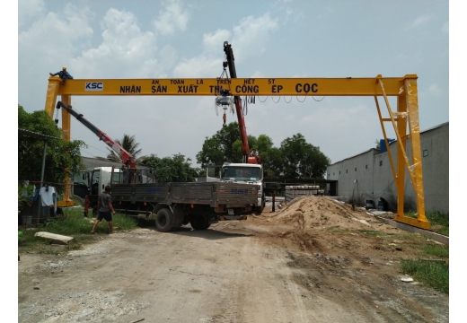 Cổng Trục Dầm Đơn 5 tấn Khẩu Độ 20 m